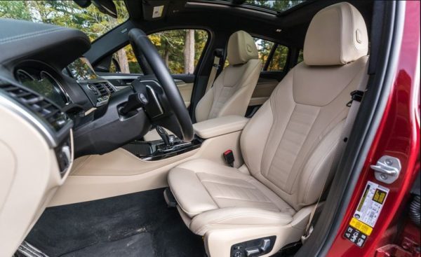 2020 BMW X4 front seats view
