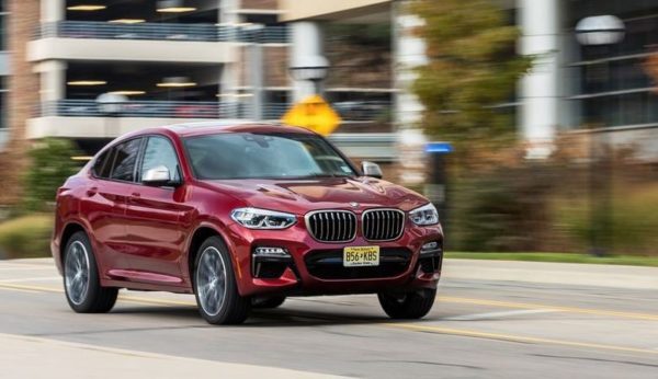 2020 BMW X4 front view