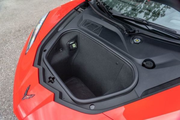 2020 Chevrolet corvette luggage area view