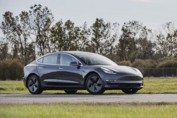 2020 Tesla Model 3 feature Image