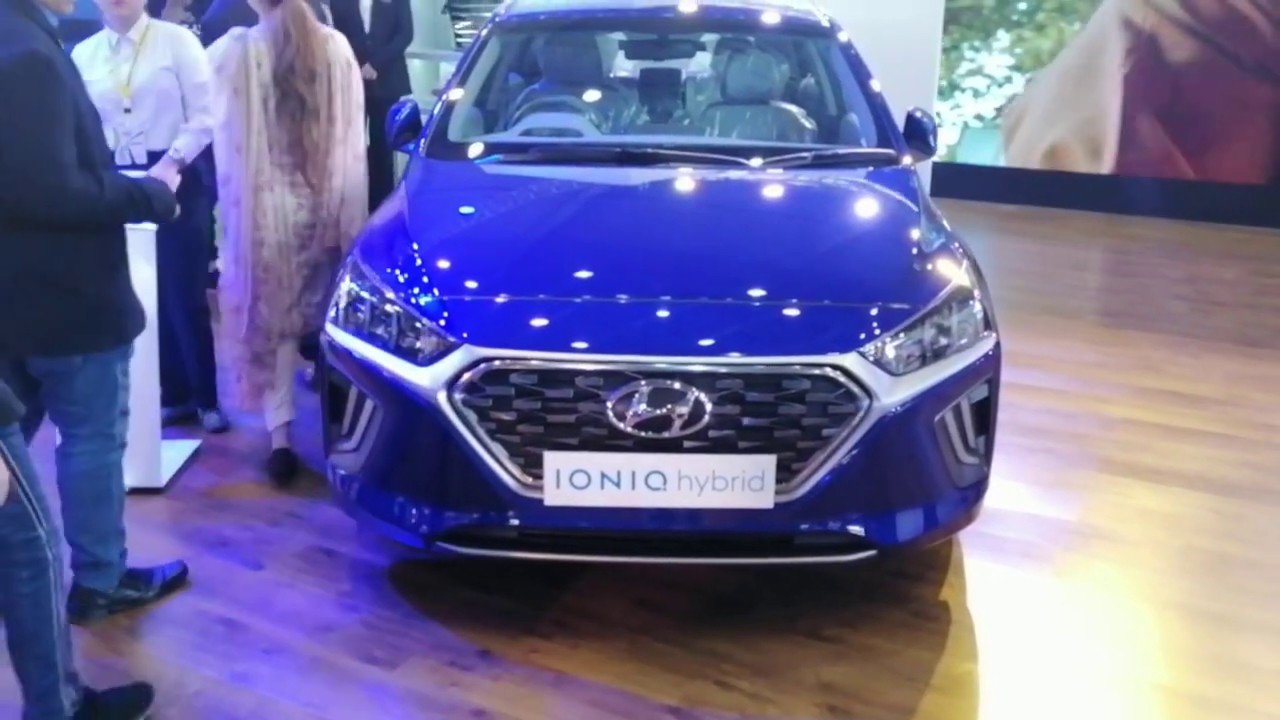 2020 hyundai ioniq hybrid interior exterior walk around video YElzirJWfUM