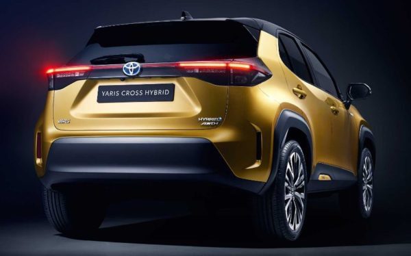 2021 Toyota Yaris Cross Hybrid rear view