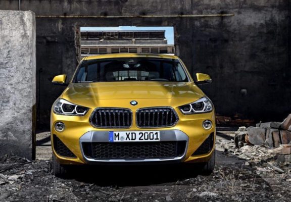 BMW 2 Series X2 SUV front view 1