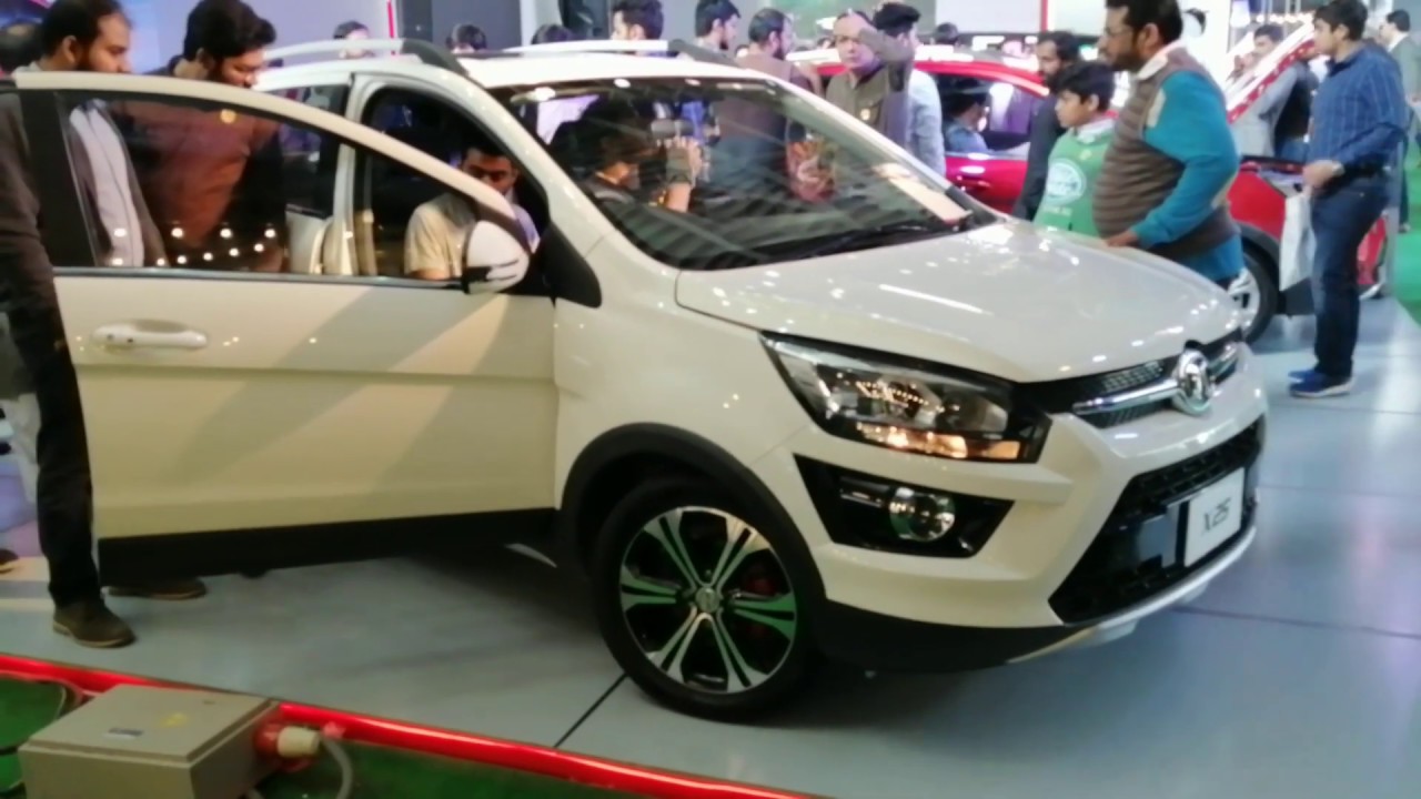 baic x25 automatic interior exterior walk around video displayed at pakistan auto show 2020 Z n1uLuhEDw