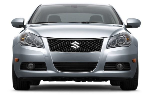 suzuki kizashi front close view