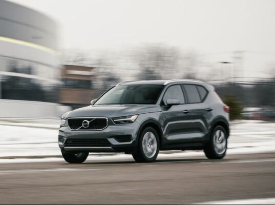 2020 Volvo XC40 title image