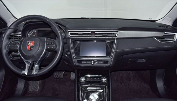 2021 SAIC Roewe EI5 EV interior view