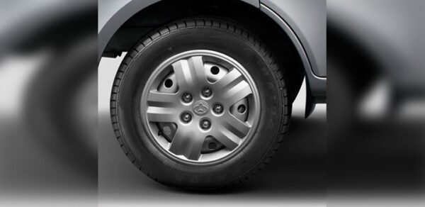 Changan M9 Pickup Truck wheels view