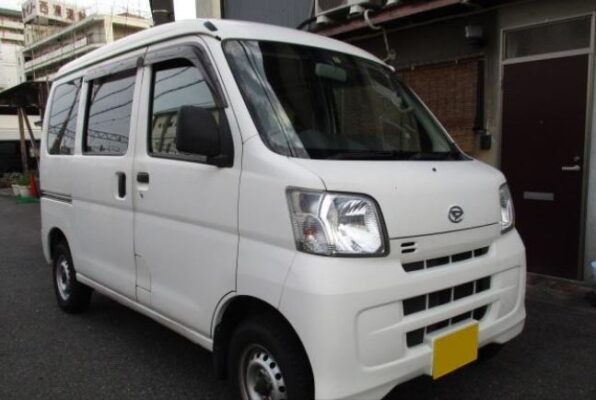 Daihatsu Hijet title image