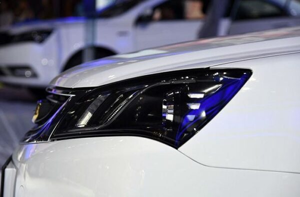 Emgrand EV front headlamps side view