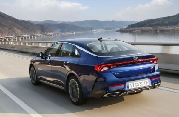 5th Generation KIA optima K5 side Rear view