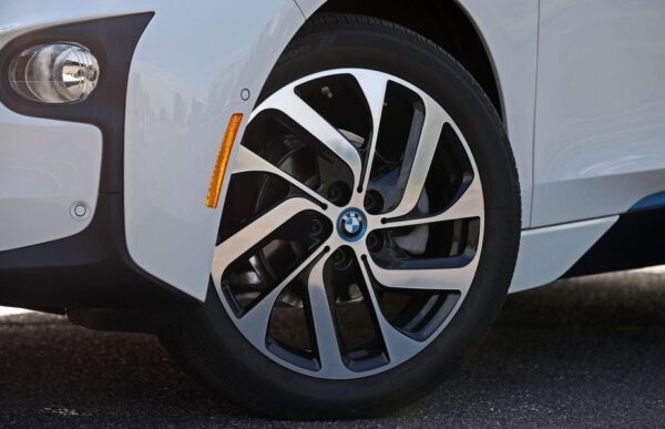 BMW i3 REX wheels view