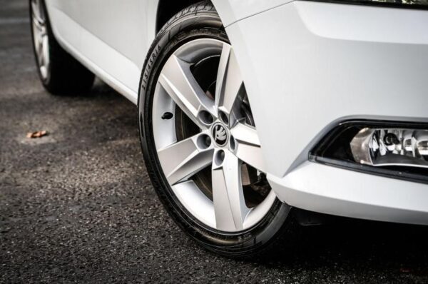 3rd Generation Skoda Fabia wheels view