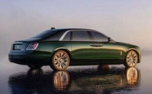 2021 Rolls Royce Ghost Extended green black color side rear view