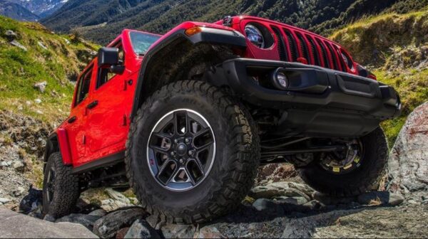 4th Generation Jeep Wrangler tires wheel close view