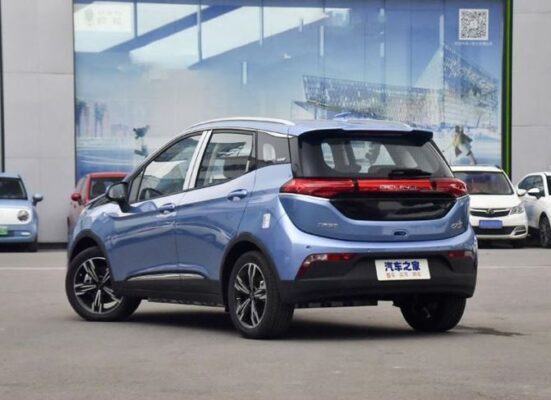 1st Generation BAIC EX3 EV side and rear view