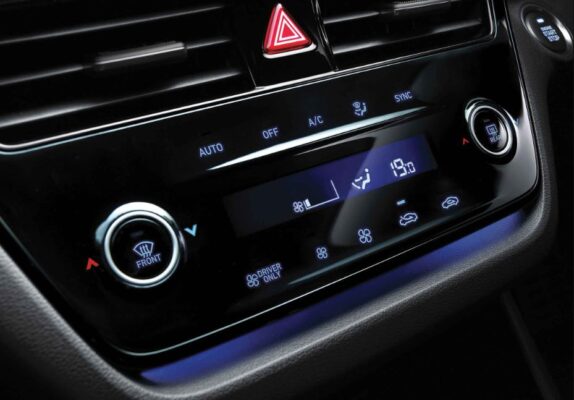 1st Generation Hyundai Ioniq Hybrid sedan climate control buttons
