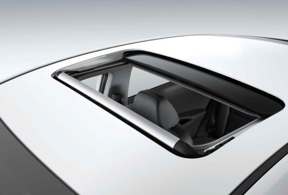 1st Generation Hyundai Ioniq Hybrid sedan sunroof view