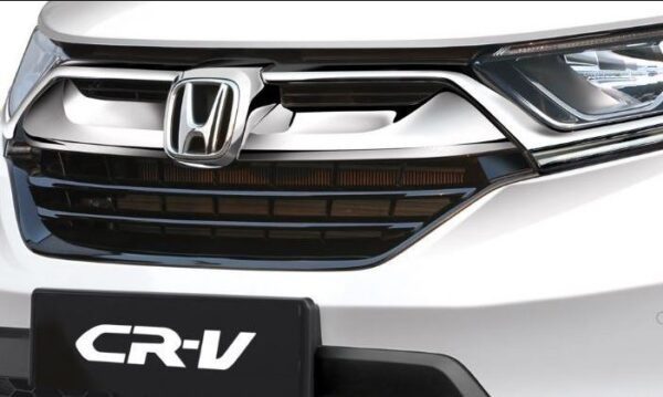 5th generation Honda CRV SUV front close view