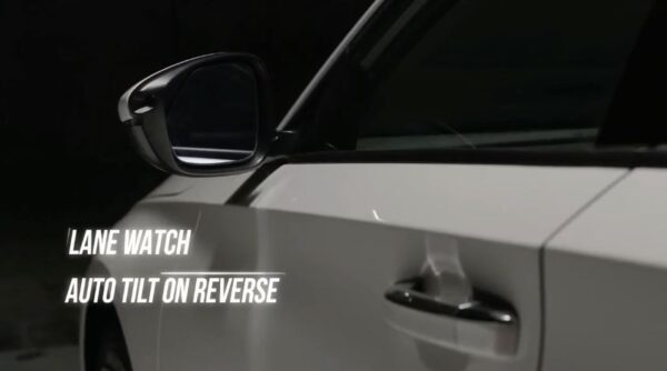 10th generation Honda Accord sedan side mirror with Blind spot detection