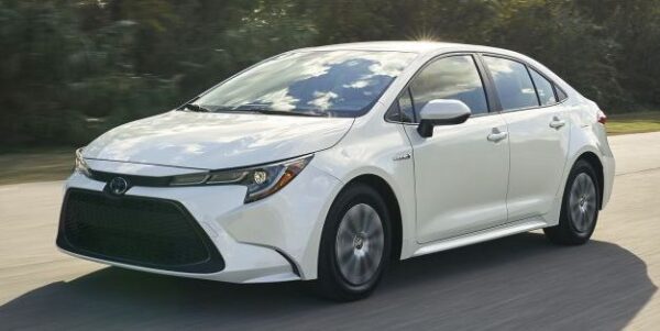 12th Generation Toyota Corolla Hybrid Sedan Title image