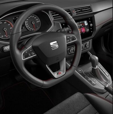 1st generation seat arona crossover steering wheel and controls close view