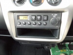 3rd generation Honda acty minivan FM radio