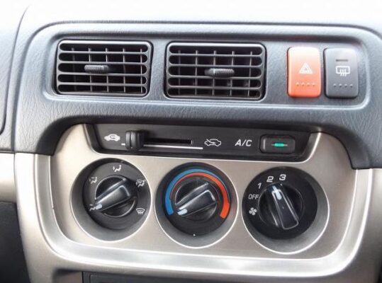 3rd generation Honda acty minivan climate controls