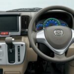 4th generation mazda scrum mini van dashboard and features view