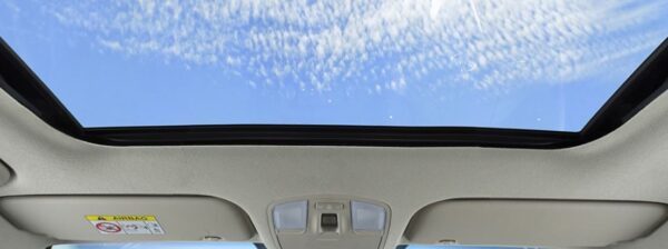 6th Generation Hyundai Elantra panoramic sunroof
