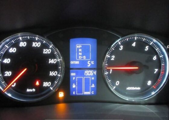 1st generation toyota mark x instrument cluster view