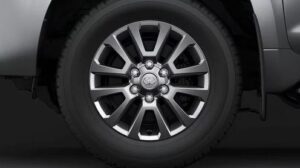 4th generation Toyota Land Cruiser Prado SUV wheel view