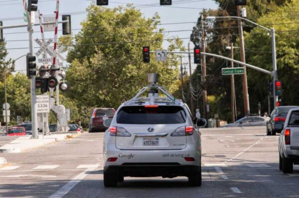 Never leave your car and gear out of red lights