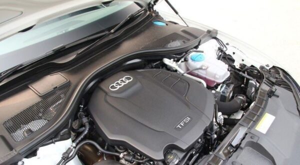 4th generation audi a6 s6 saloon engine view