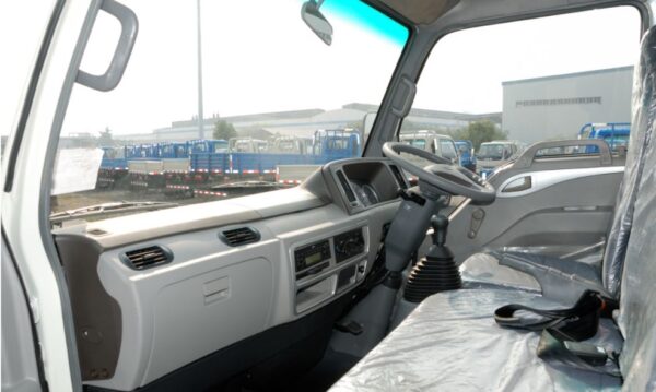 JAC HFC 1020k Medium Pickup truck front cabin interior