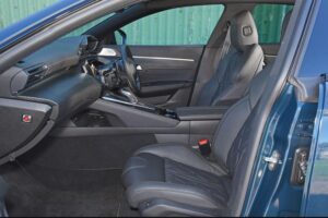 2nd generation peugeot 508 sedan front seats view