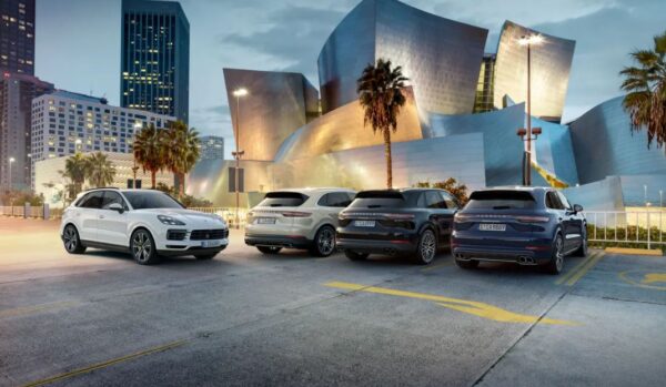 3rd generation porsche cayenne suv title image