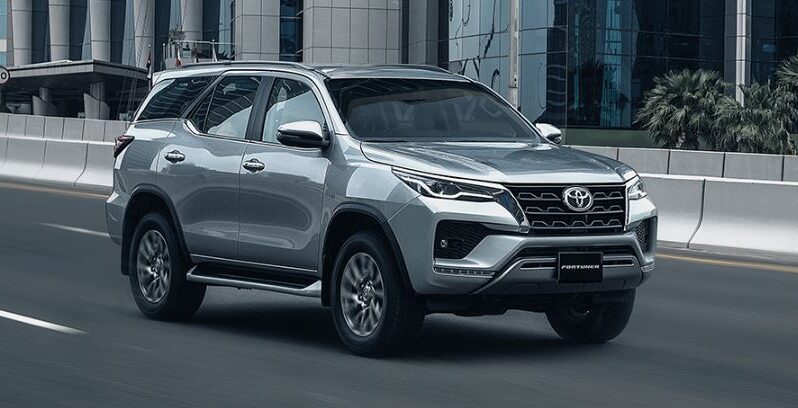 2nd generation facelifted toyota fortuner suv feature image