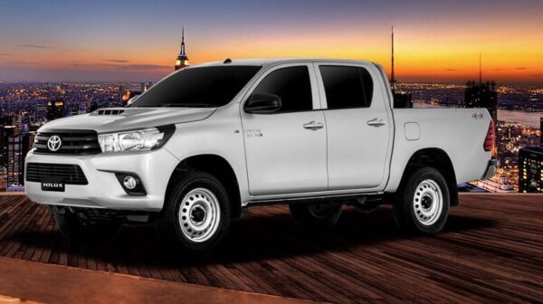 8th generation Toyota hilux E pickup truck full side view
