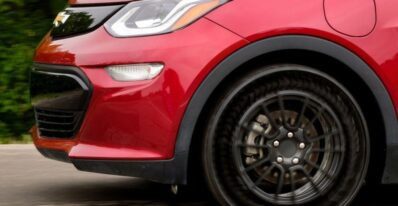 The Latest Invention in Automotive Industry is Air Less Tires