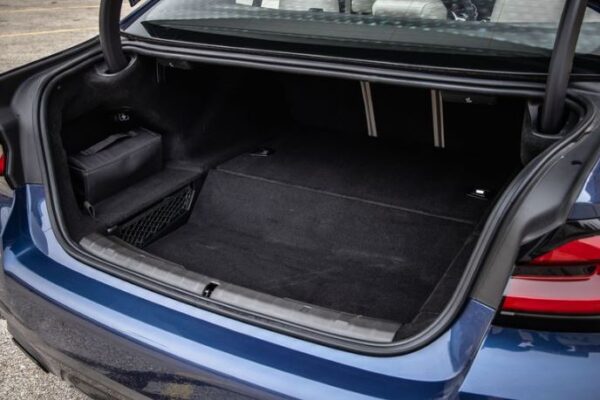 BMW 5 series sedan 7th Generation luggage area view