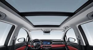 GAC GS4 SUV 2nd Generation Refreshed facelift panoramic moon roof view