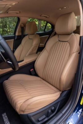 Genesis G70 Sedan 1st Generation facelift front seats view