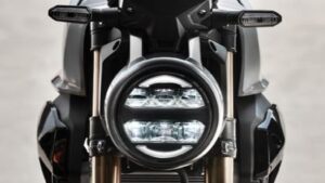 Honda CB 150 R Streetster front head lamps