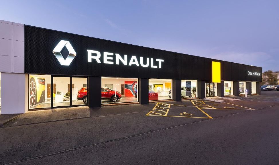 Renault official Dealers and contacts in Pakistan