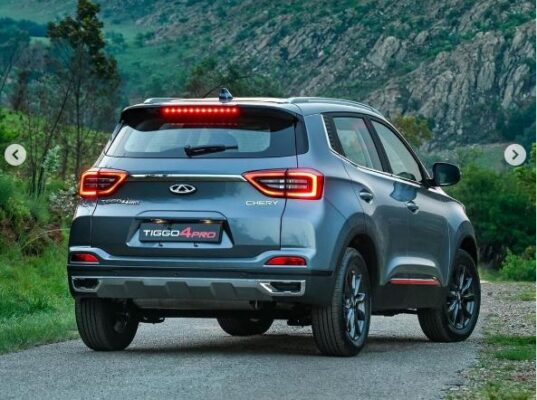 chery tiggo 4 pro suv 1st gen facelifted side and rear view