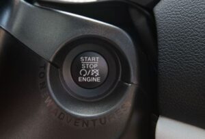 Jeep Renegade SUV 1st Generation Facelifted engine start stop button