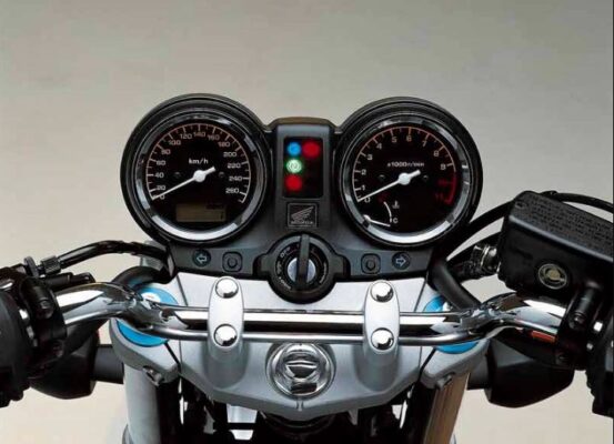 Honda CB 900F Hornet Motor Bike meters view