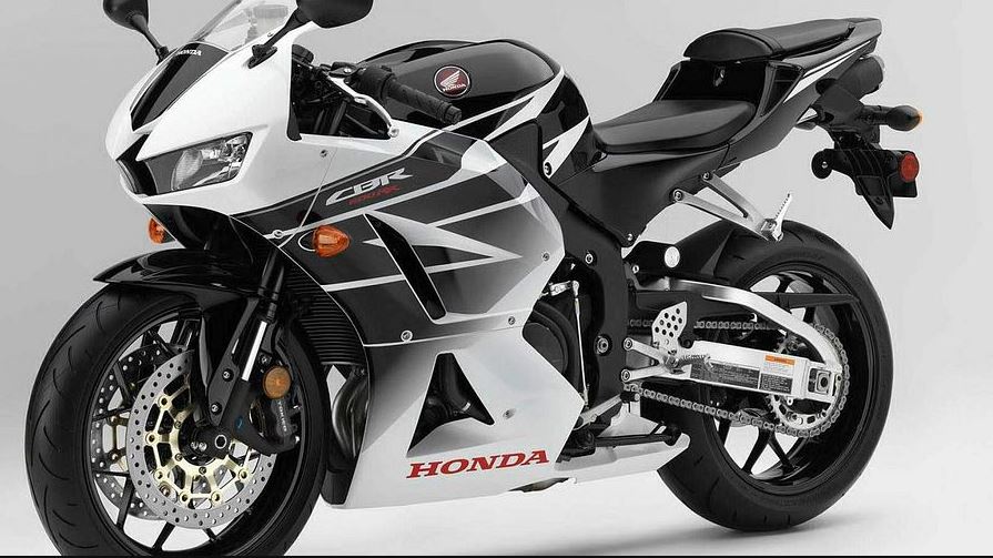 Honda CBR 600RR Heavy Motor Bike black title image
