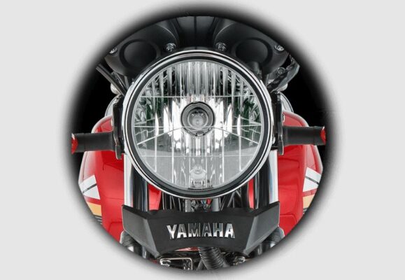 Yamaha YB 125 Z Motor Bike front halogen headlamp